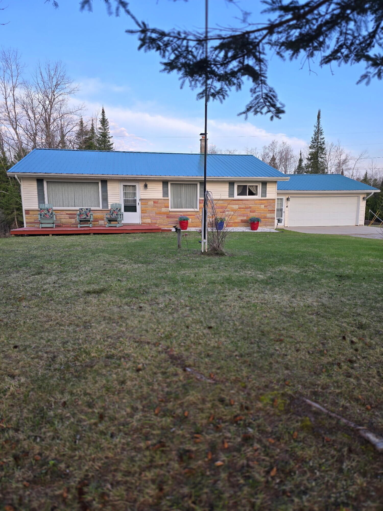 Property Photo:  4892 M-65 North  MI 49753 