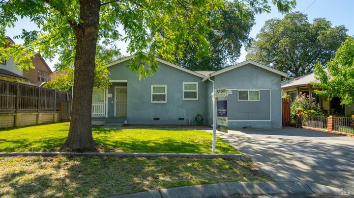 Property Photo:  148 Valley Drive  CA 95688 