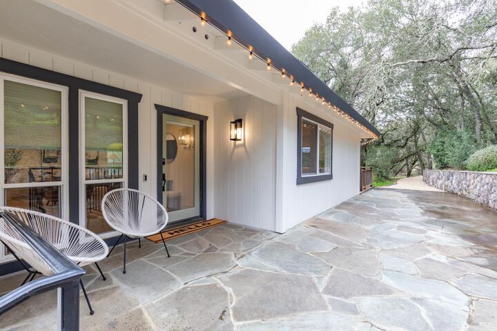 Property Photo:  695 Chiquita Road  CA 95448 