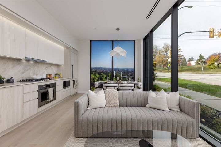 Property Photo: 688 W 57th Avenue 1108 BC V0V 0V0