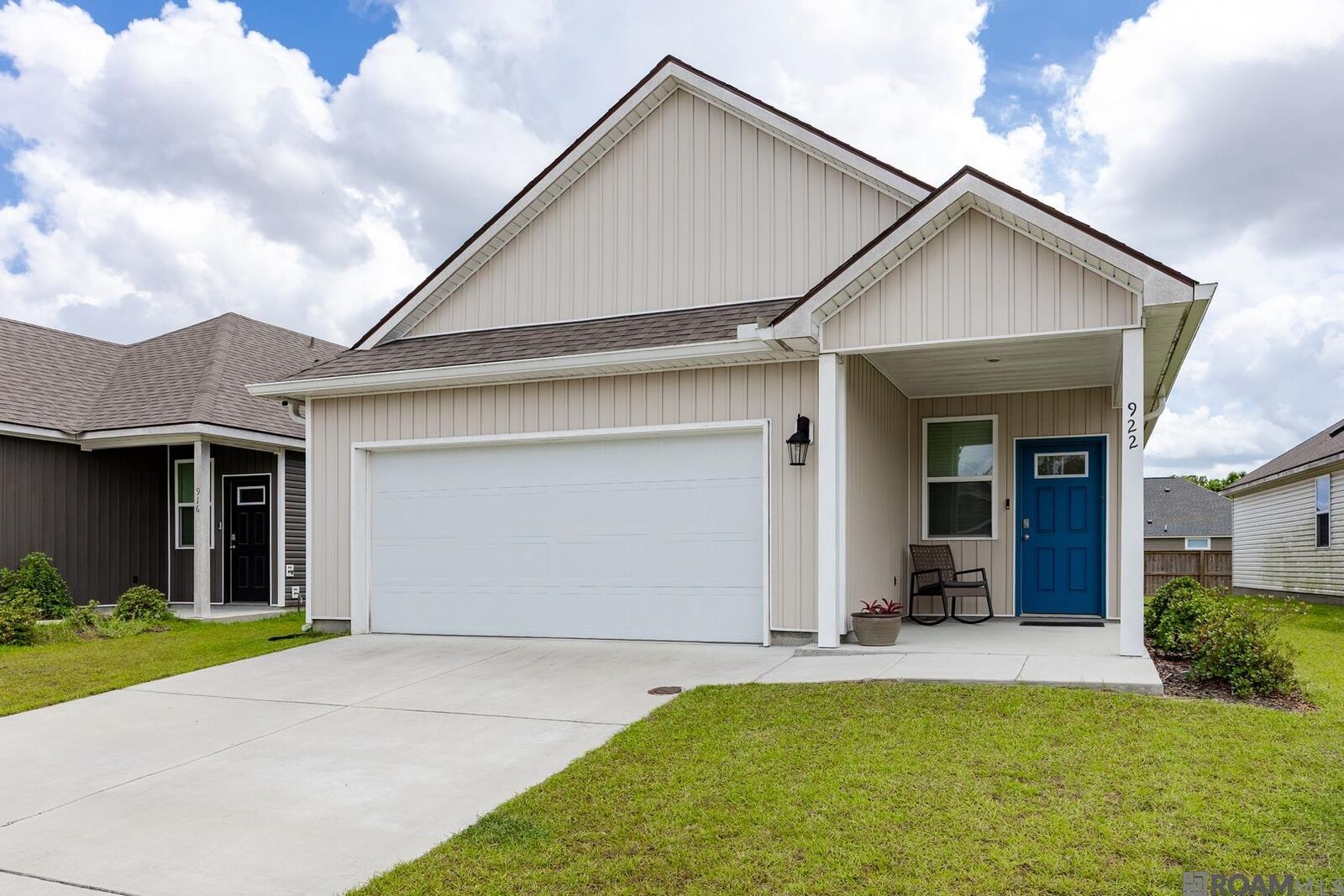 Property Photo:  922 Drago Dr  LA 70820 