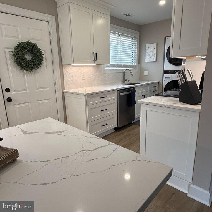 Property Photo:  1825 Maltravers Road  MD 21060 