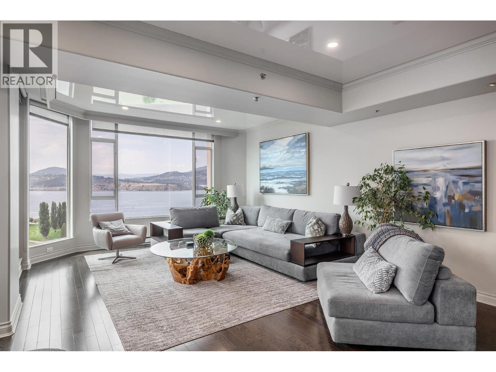Photo de la propriété:  1152 Sunset Drive 1601  BC V1Y 9R7 