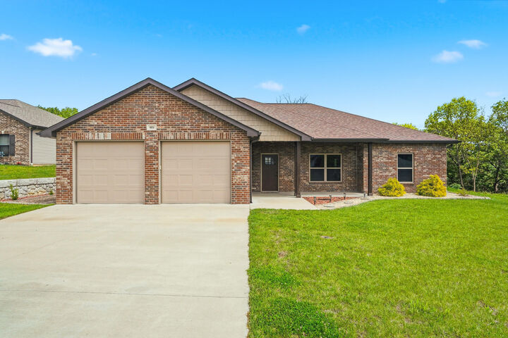 Property Photo:  951 Cochise Dr  MO 65043 