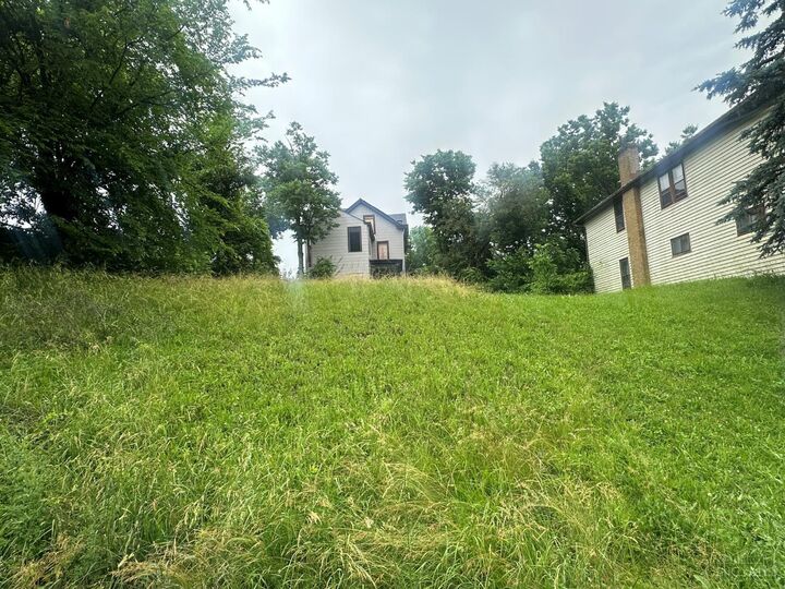 Property Photo:  962 Wells Street  OH 45205 