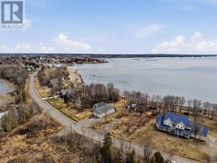 Property Photo:  19 Lighthouse Point Dr  ON P0R 1L0 
