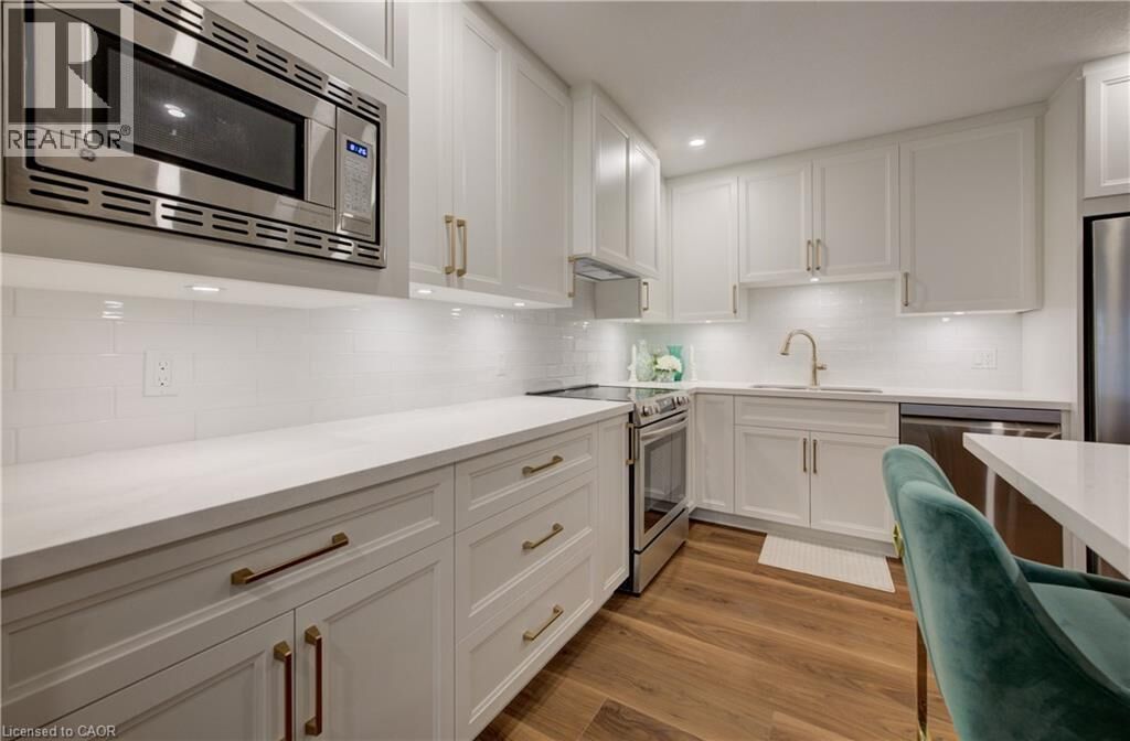 Property Photo: 440 Durham Street West 105 ON N0G 2L1