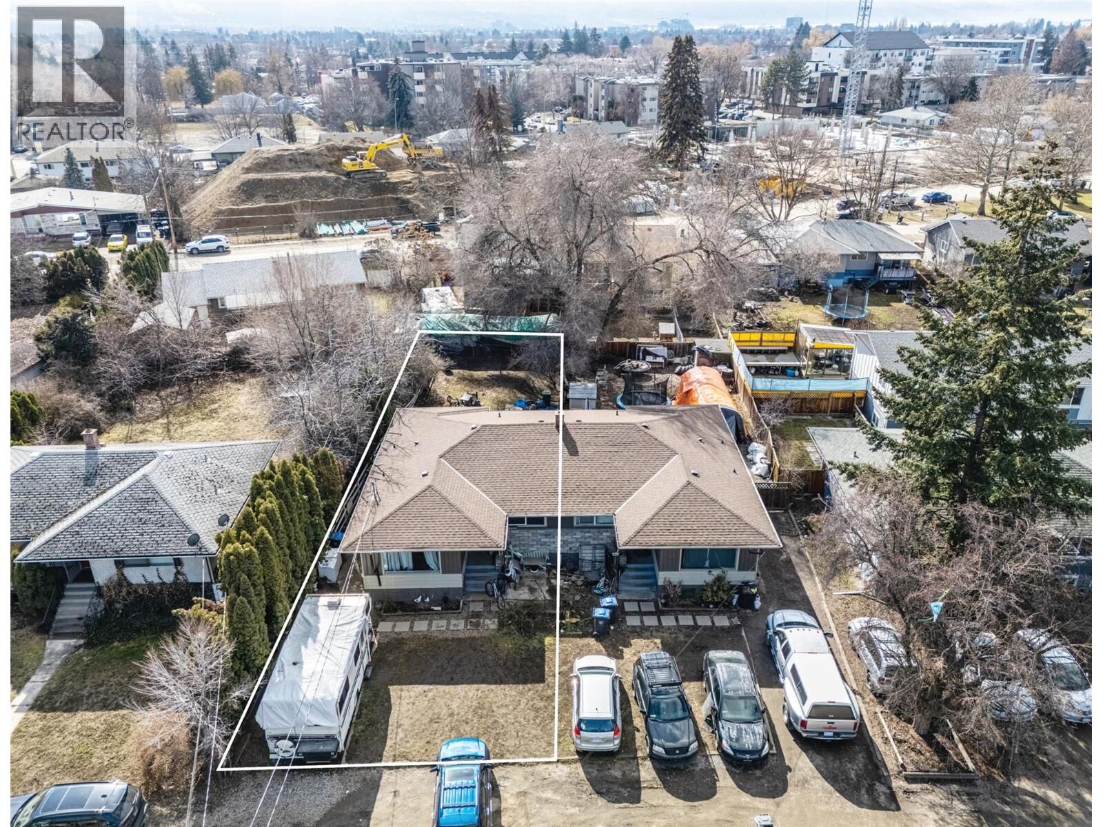Property Photo: 1333 Belaire Avenue BC V1Y 6B8