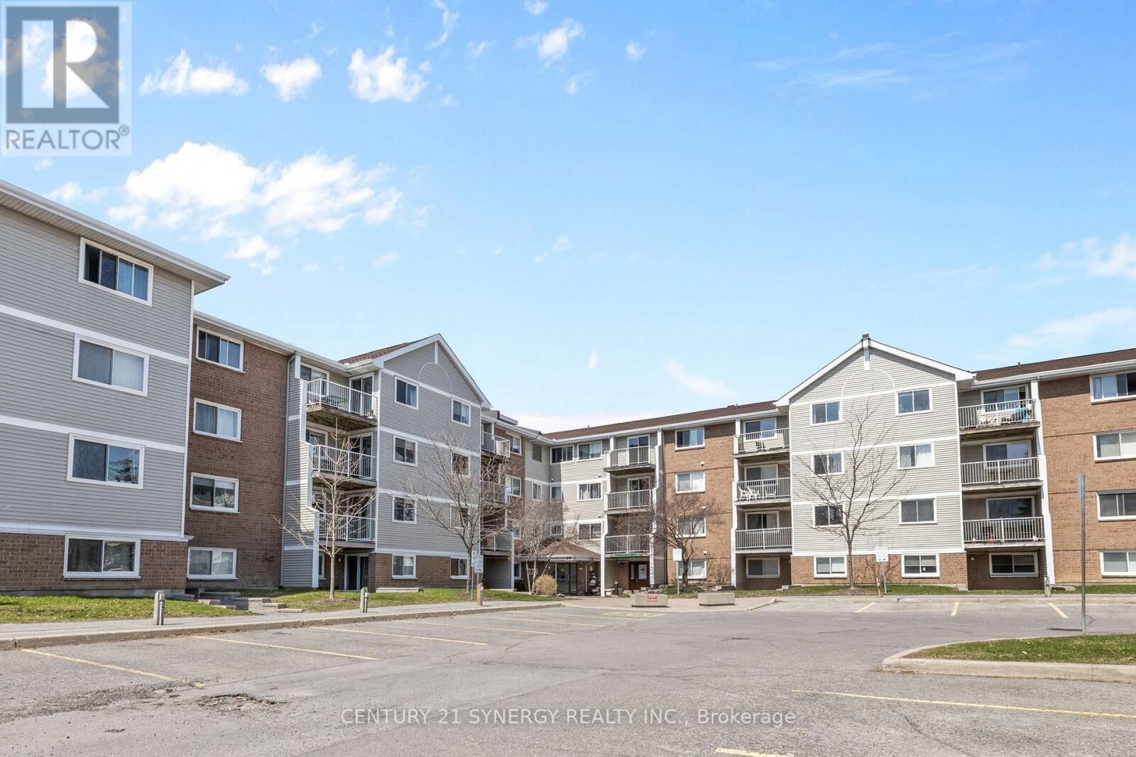 Property Photo: 270 Brittany Road 118 ON K1K 4M3