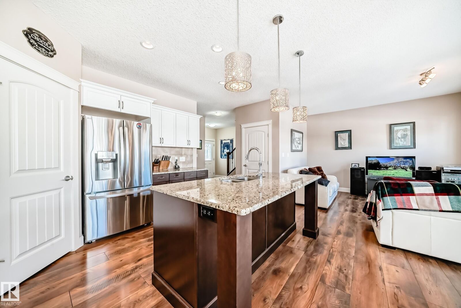Property Photo:  16520 136 Street NW  AB T6V 0G8 
