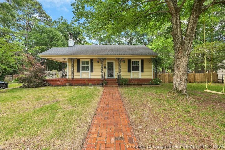 Property Photo: 614 Pearl Street NC 28303
