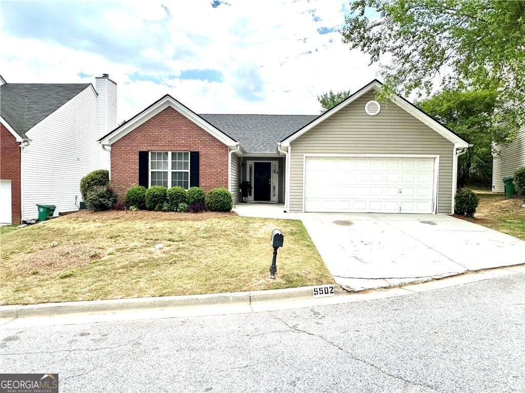 Property Photo:  5502 Walnut Lane  GA 30038 