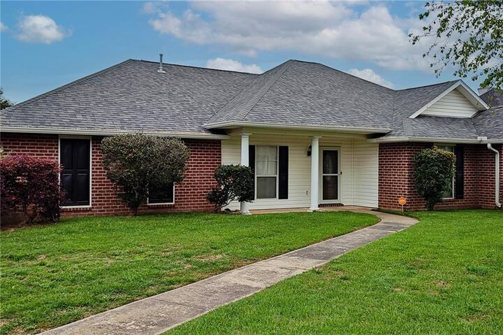 Property Photo:  112 Cassie Circle  LA 71457 