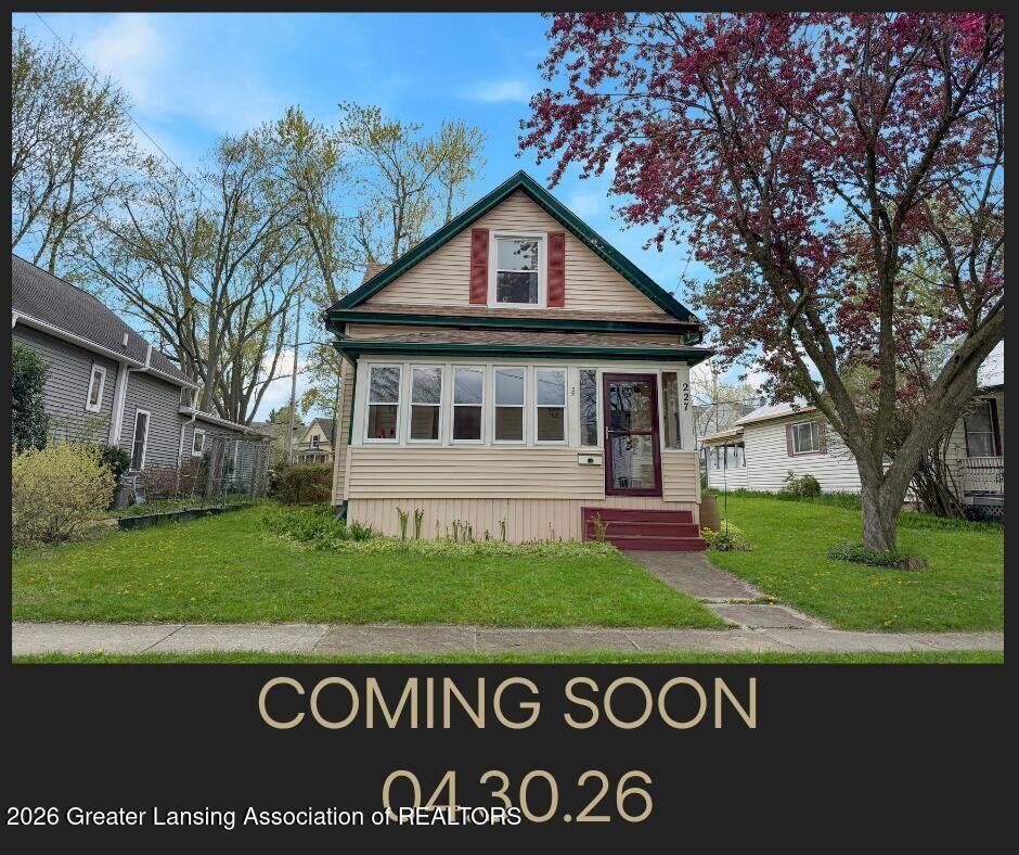 Property Photo:  227 W Lincoln Street  MI 48837 
