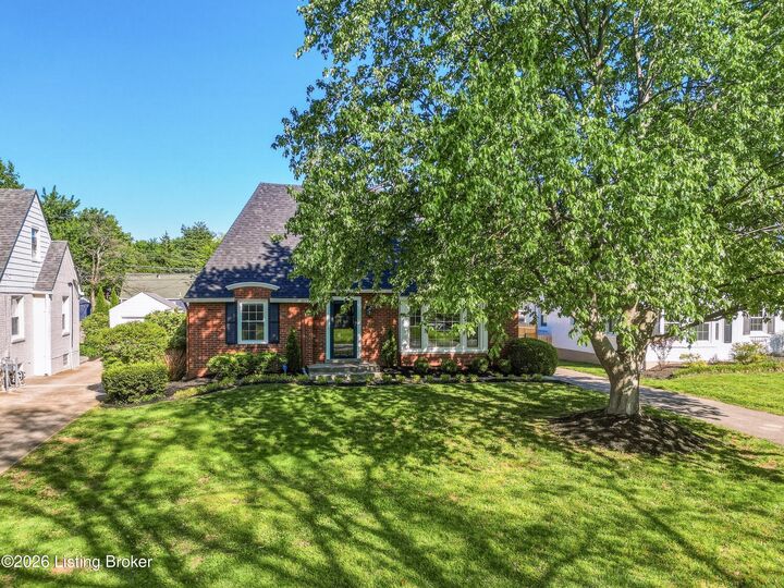 Property Photo:  203 Don Allen Rd  KY 40207 