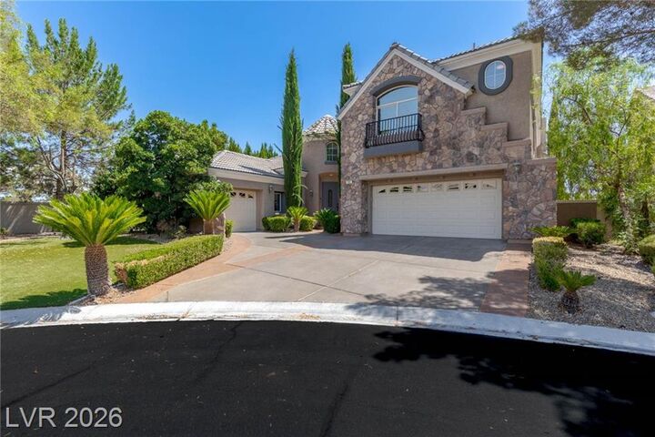 Property Photo:  300 Kingsclear Court  NV 89145 