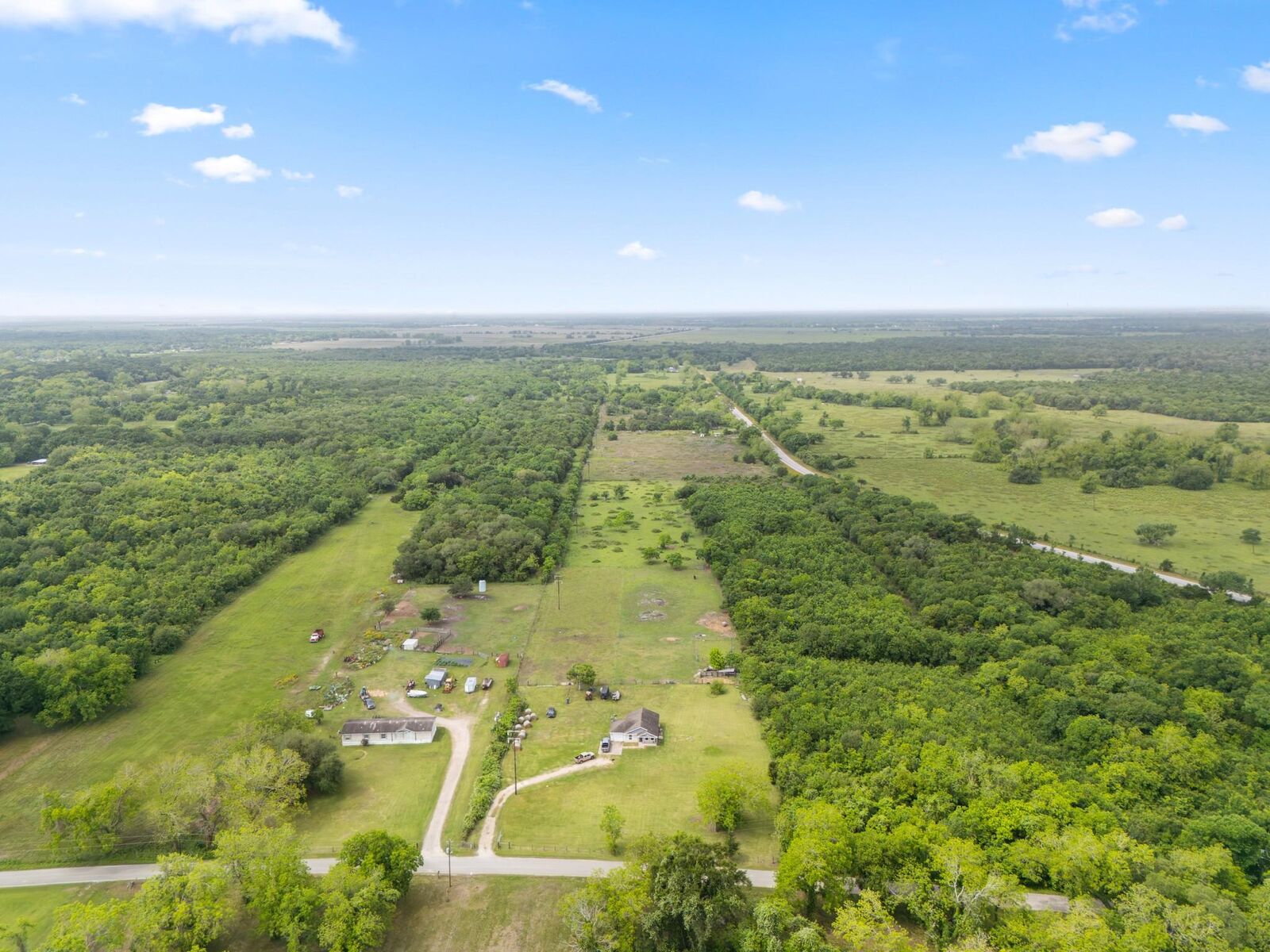 Property Photo:  250 County Road 275  TX 77414 
