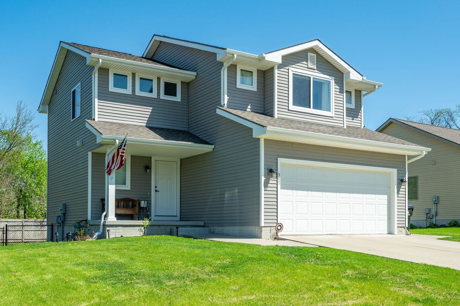 Property Photo: 509 S 13th Street IA 50003