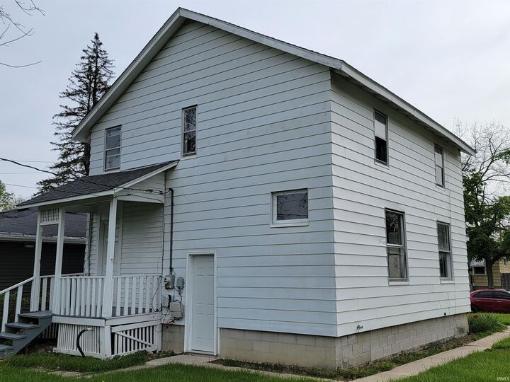 Property Photo:  3420 Plaza Drive  IN 46806-1353 