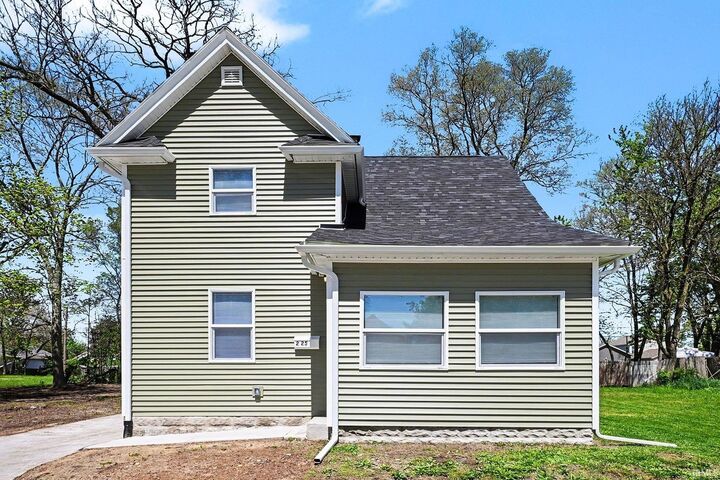 Property Photo:  225 Milton Street  IN 46613 