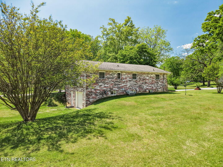 Property Photo:  409 Lawnville Rd  TN 37763 
