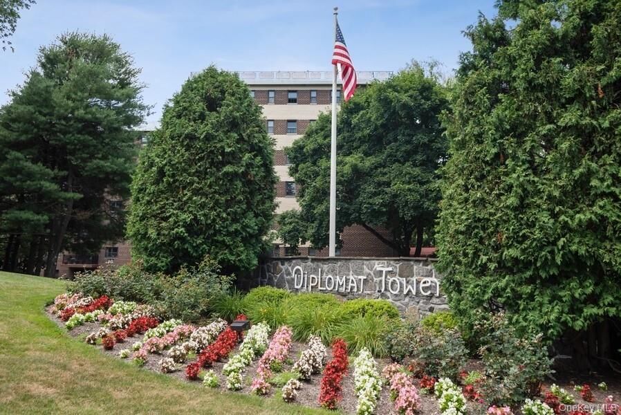 Property Photo:  100 Diplomat Drive 7J  NY 10549 