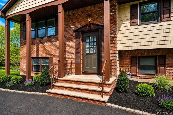 Property Photo:  16 Elrod Drive  NY 10994 