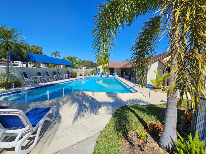 Property Photo:  1100 E Bay Drive 105  FL 33770 