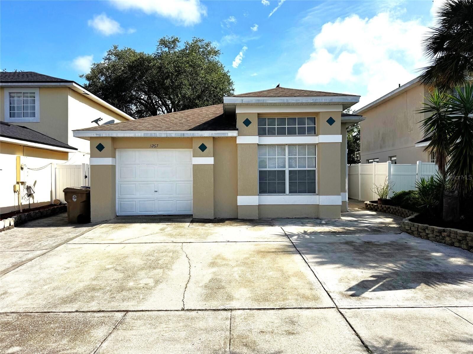 Property Photo: 3267 Brewster Drive FL 34743