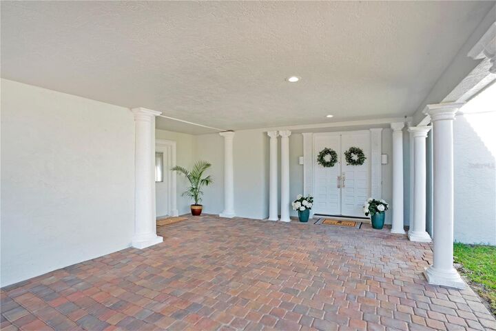 Property Photo:  2117 Ocean Drive  FL 32169 