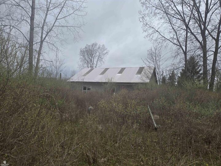 Property Photo:  5637 Metcalf Vl Road  MI 48049 
