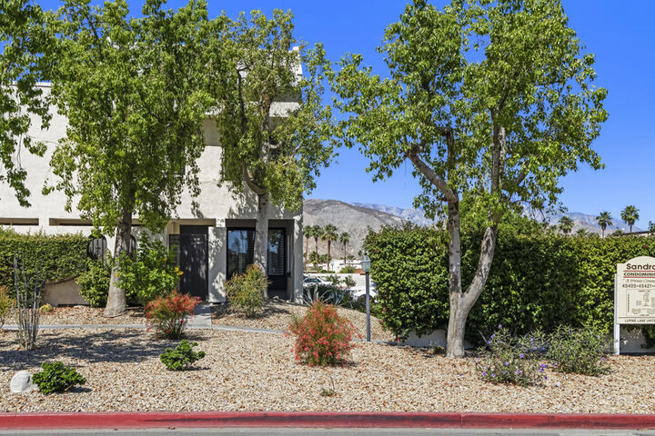 Property Photo:  45421 Lupine 1  CA 92260 