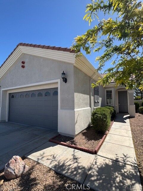 Property Photo:  10485 Glen Oaks Lane  CA 92308 