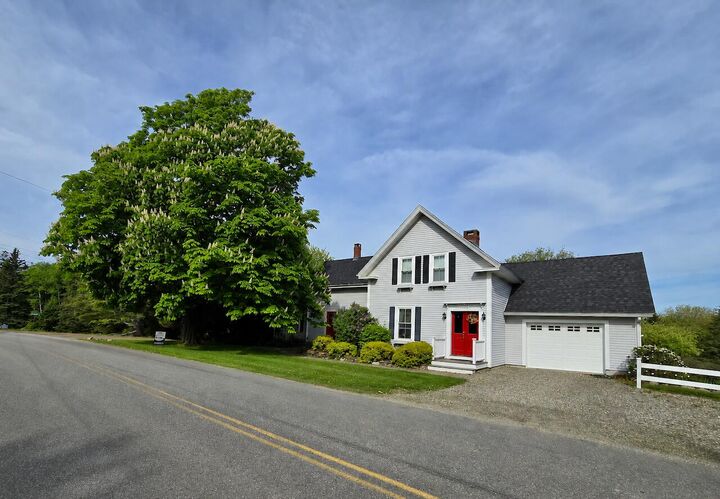 Property Photo: 1052 Meadow Pond Road ME 04848
