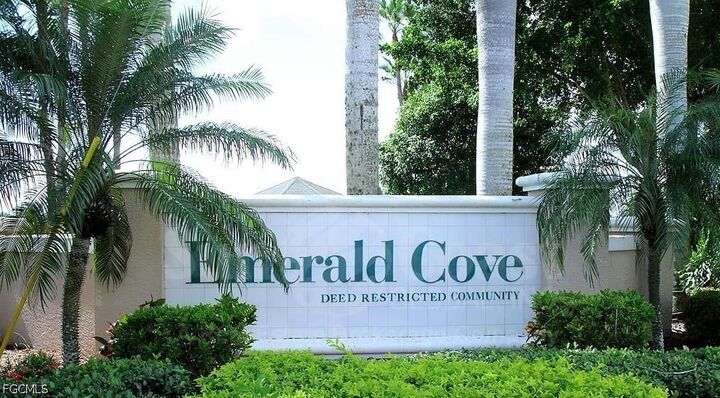 Property Photo:  1726 Emerald Cove Circle  FL 33991 