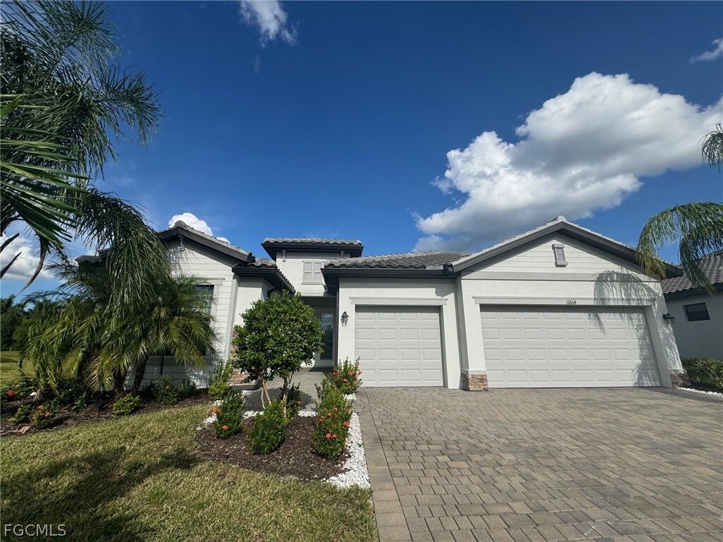 Property Photo:  11864 Misty Arbor Run  FL 33913 