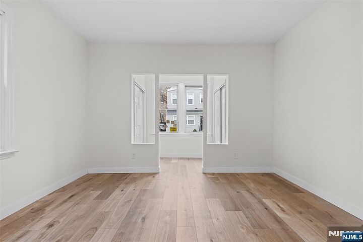 Property Photo:  3 Edison Place 1  NJ 07073 