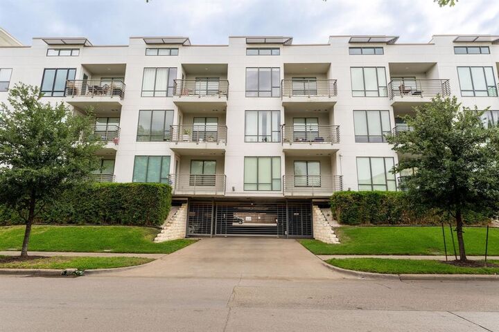 Property Photo:  4040 N Hall Street 201  TX 75219 