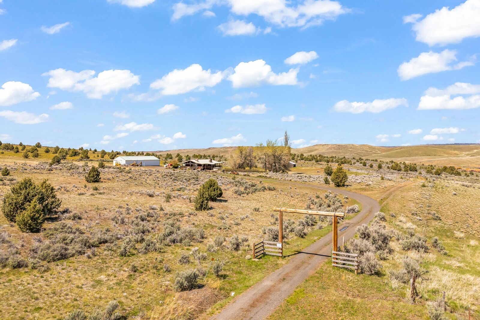 Property Photo:  25887 SE Weberg Road  OR 97751 