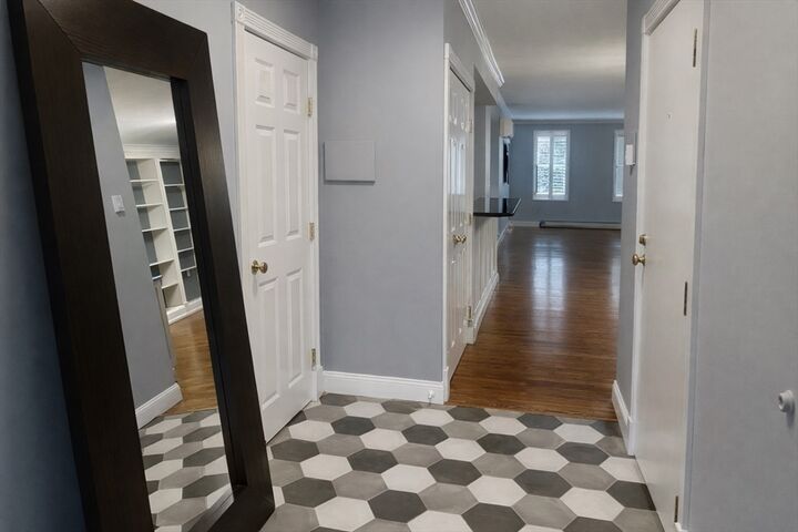 Property Photo:  476 Shawmut Avenue 3  MA 02118 