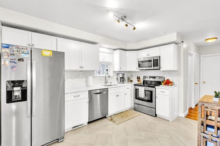 Property Photo:  18 Mayflower Rd  MA 01532 