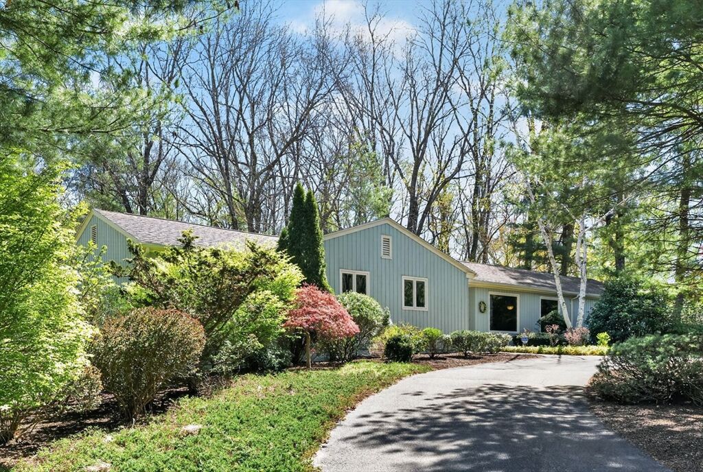 Property Photo:  127 Inverness Ln  MA 01106 