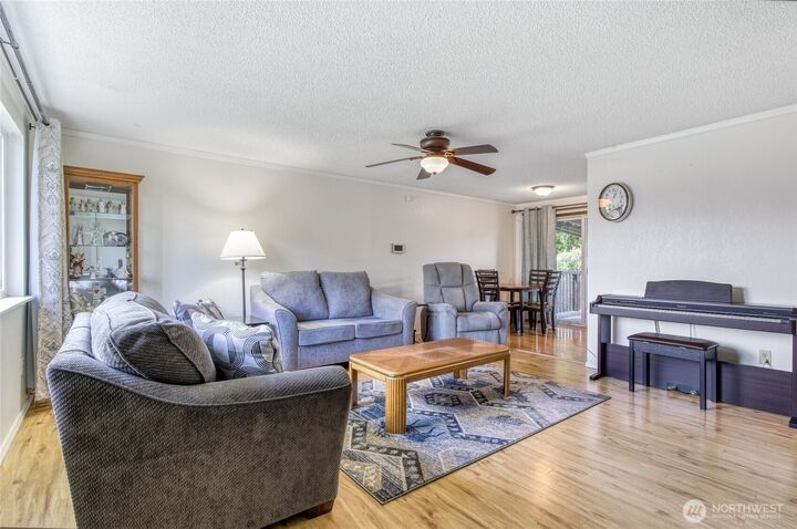 Property Photo: 1521 SE Freedom Place WA 99324