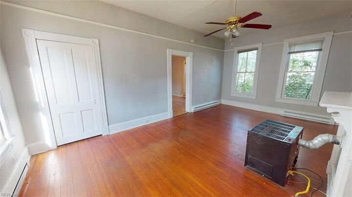 Property Photo:  1136 Jackson Ave  VA 23324 