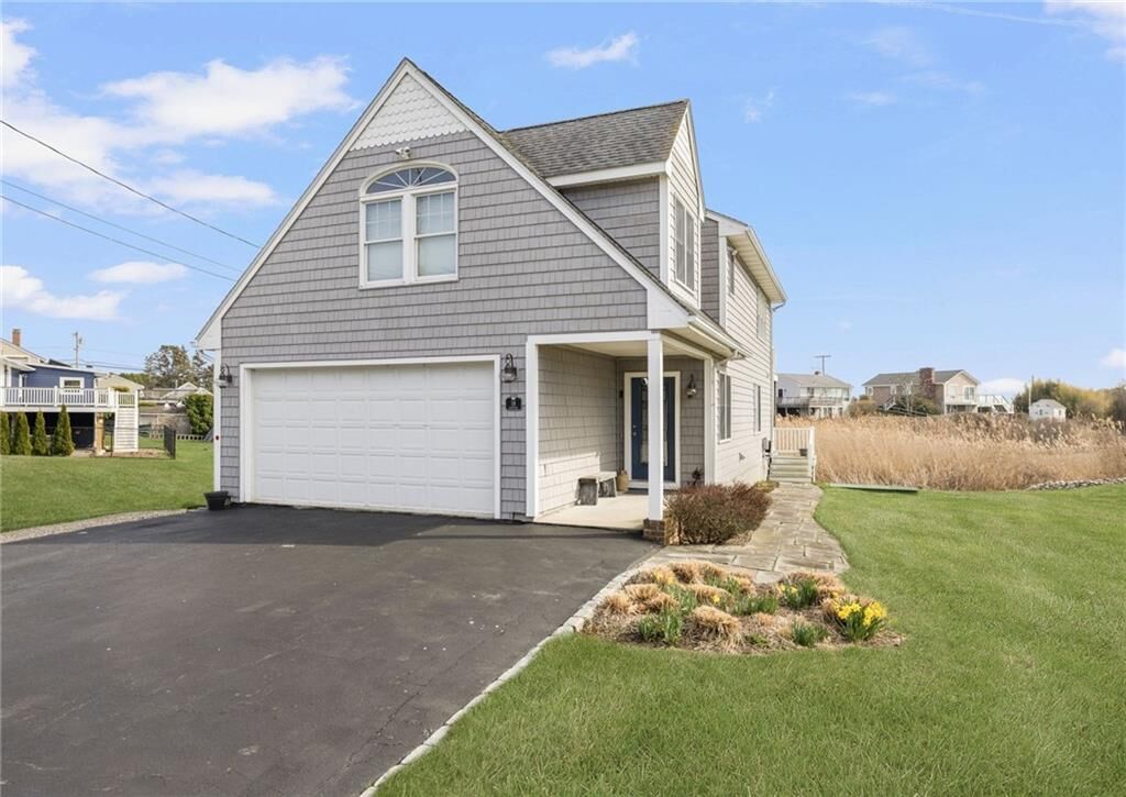 Property Photo:  18 Starfish Drive  RI 02882 