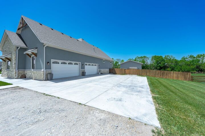 Property Photo:  7115 S Suzanne St  KS 67037 