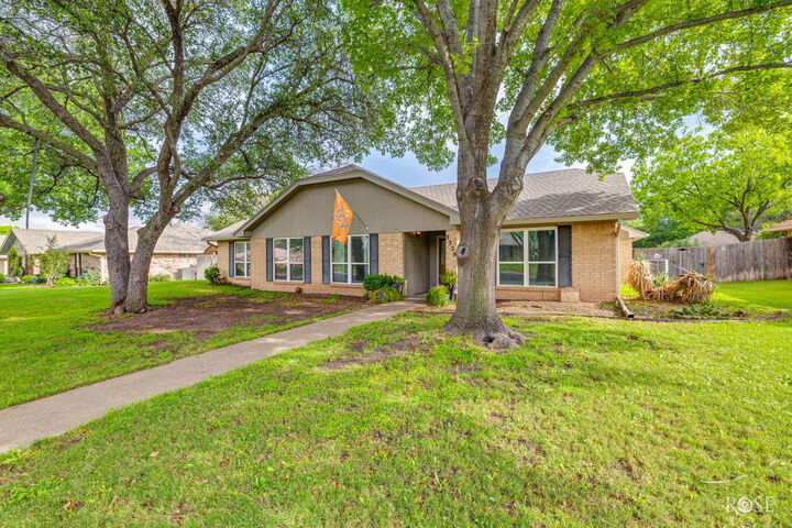 Property Photo:  3329 Grandview Drive  TX 76904 