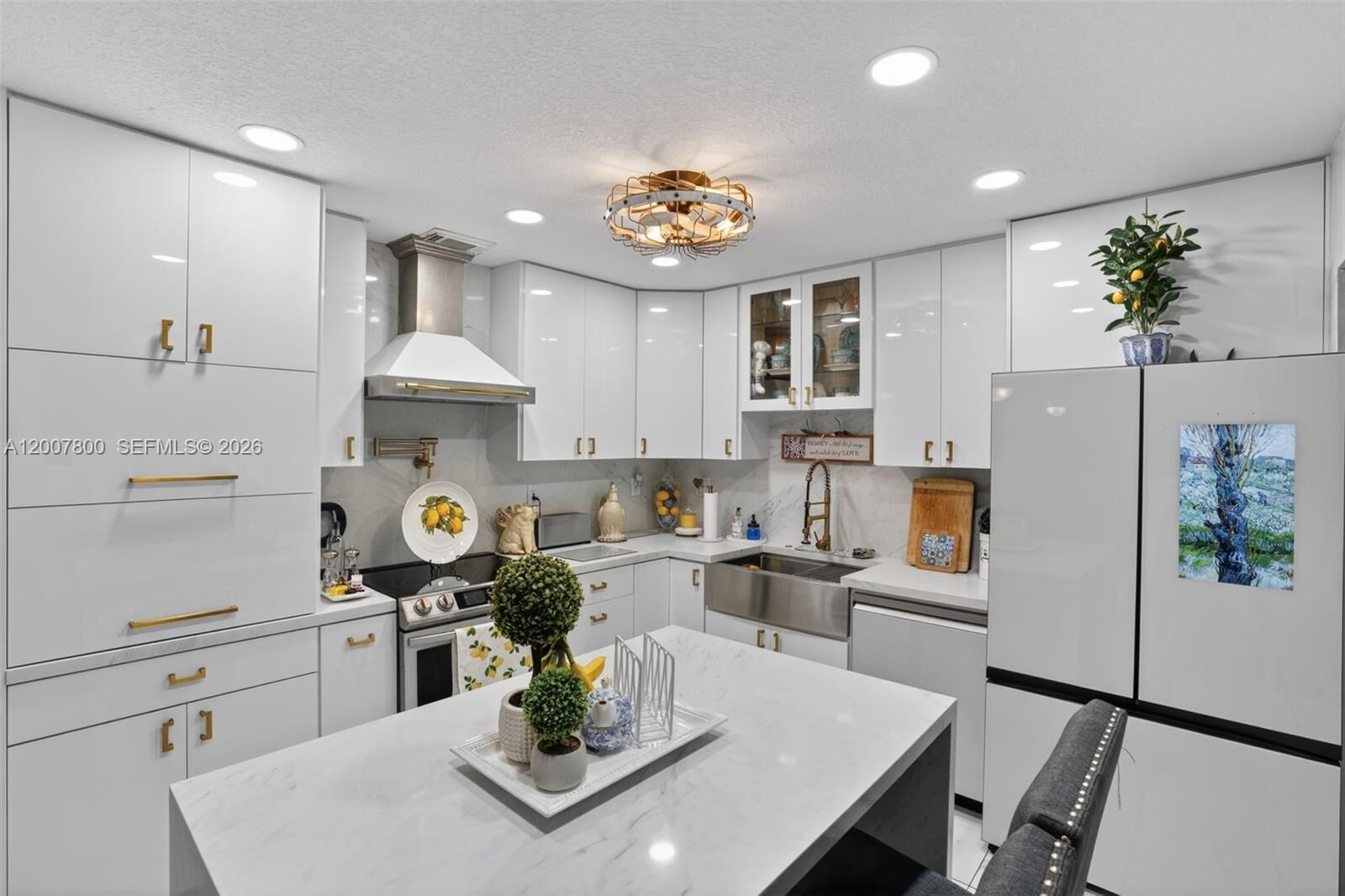 Property Photo:  15201 SW 177th Ter  FL 33187 