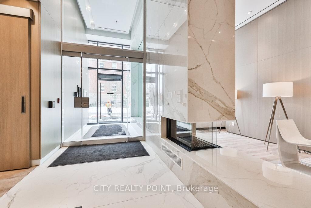 Property Photo: 370 Martha Street 2204 ON L7R 0G9