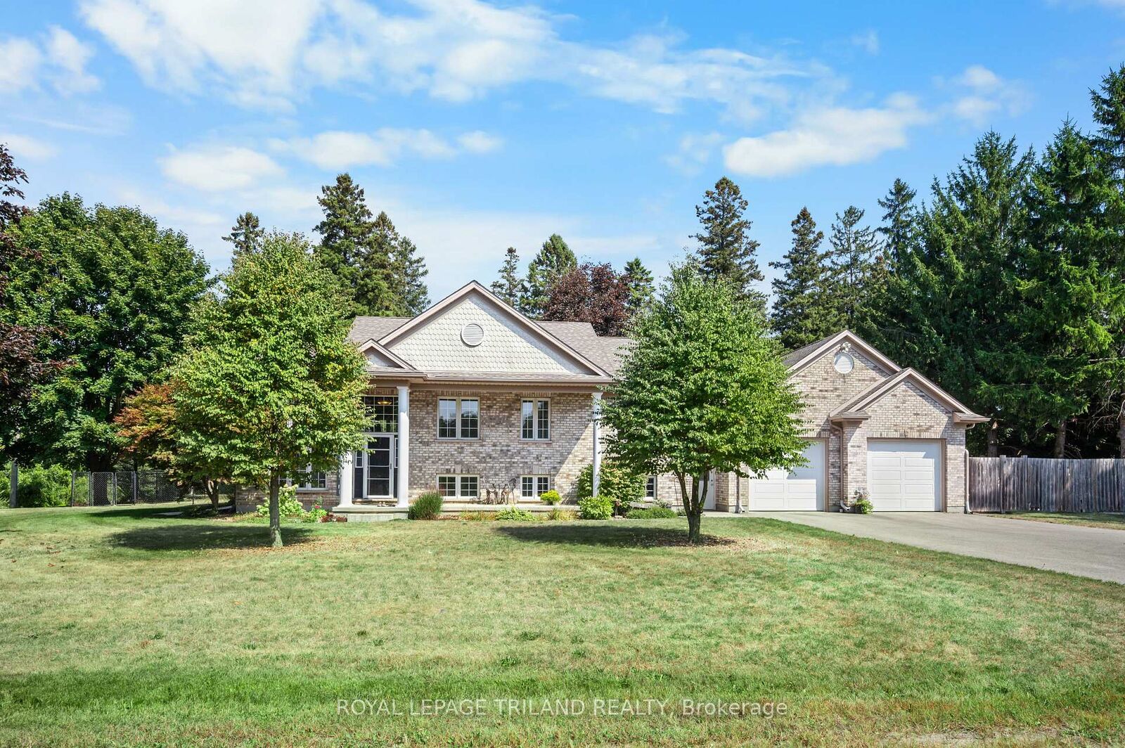Property Photo: 2670 Putnam Road ON N0L 2B0